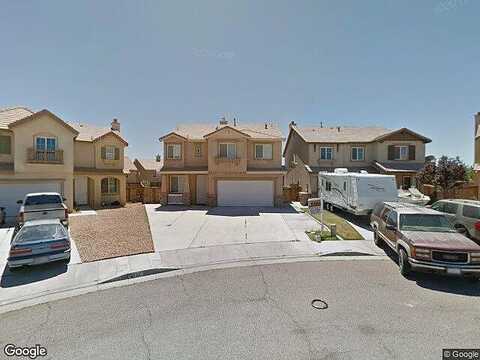 Julianne, HESPERIA, CA 92345