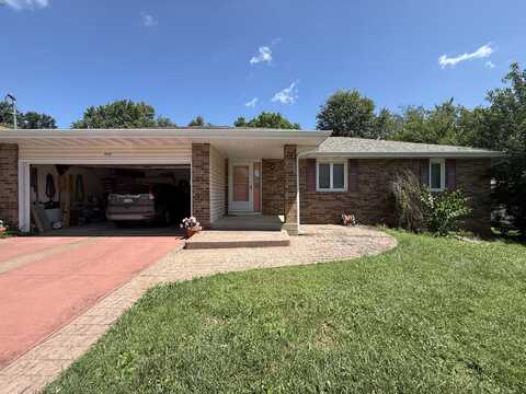 939 E Redbud Lane, Springfield, MO 65803