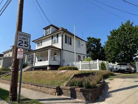 8 Spring St, Clifton, NJ 07011