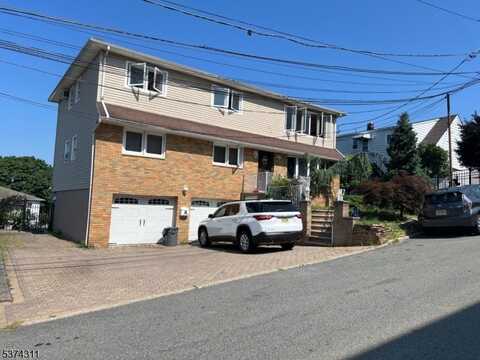 14 Zoar St, Woodland Park, NJ 07424