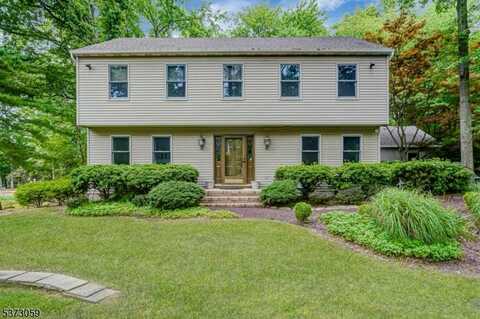 833 Carnoustie Dr, Bridgewater, NJ 08807