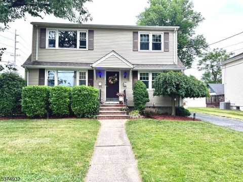 54 Center Ave, Little Falls, NJ 07424