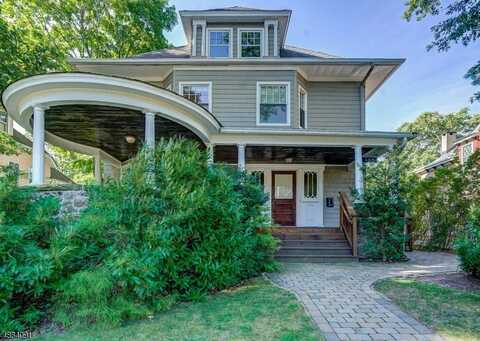 159 Walnut St, Montclair, NJ 07042