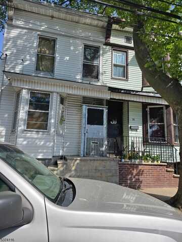 38 Duryea St, Newark, NJ 07103