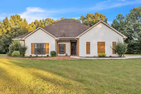 186 Ringo Way, Columbus, MS 39701