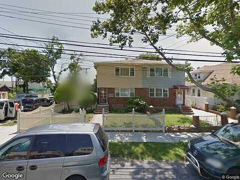 215 -38 112Th Ave, QUEENS VILLAGE, NY 11429