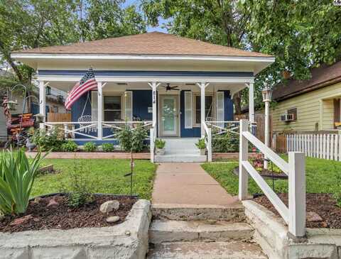 814 E Avenue B, Hutchinson, KS 67501