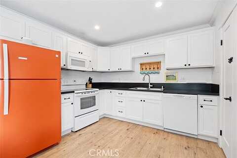 Terrace, LAGUNA NIGUEL, CA 92677