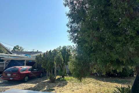 Sun Glo, GRANTS PASS, OR 97527