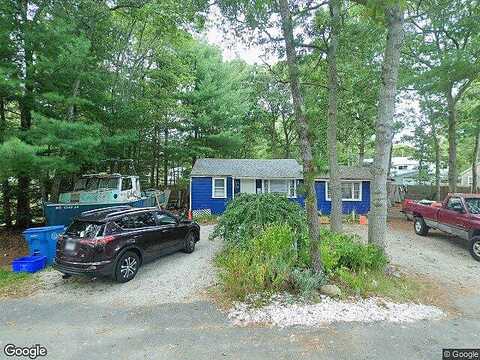 Edgewood, EAST FALMOUTH, MA 02536