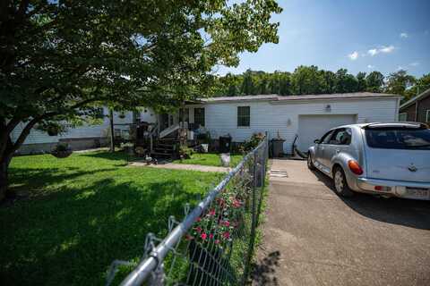 611 Hazeltine Drive, Huntington, WV 25504