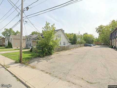 Grand, WAUKEGAN, IL 60085