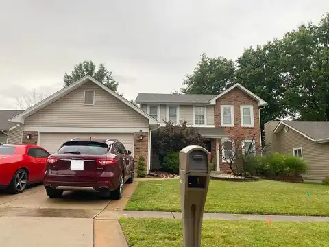 Amesbury, SAINT PETERS, MO 63376