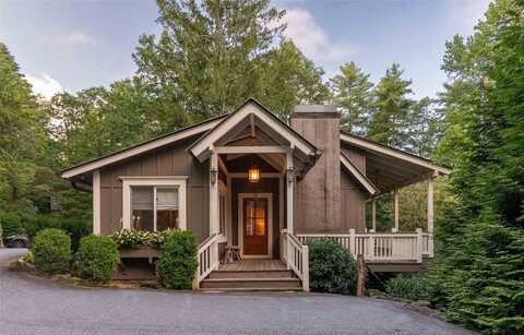 35 Bustle Lane, Cashiers, NC 28717
