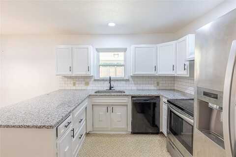 Lamplighter, FORT WORTH, TX 76134