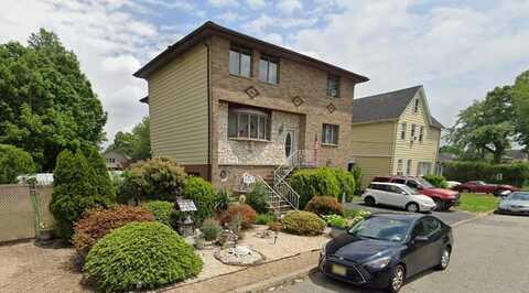 28 DANIEL ST, Moonachie, NJ 07074
