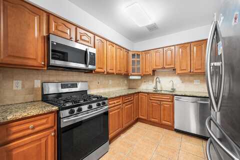 4401 SMITH AVE, North Bergen, NJ 07047