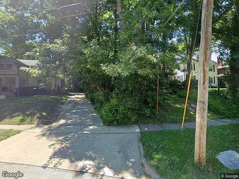 Forest, DAVENPORT, IA 52803