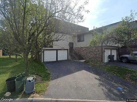White Oak, WARRENVILLE, IL 60555