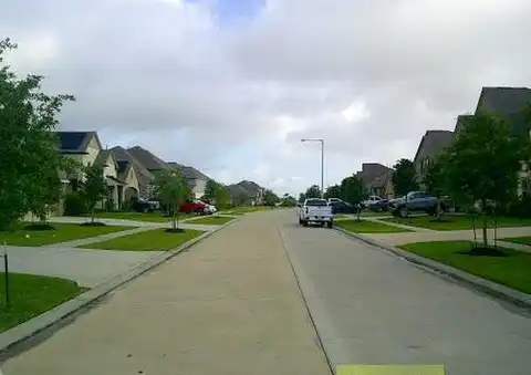 Red Pebble, LA MARQUE, TX 77568