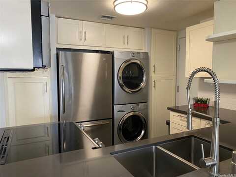 700 Richards Street, Honolulu, HI 96813
