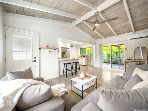368 S Kalaheo Avenue, Kailua, HI 96734