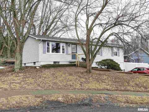Crimson, PEKIN, IL 61554