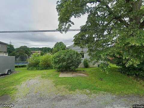 Parkway, HARWICK, PA 15049