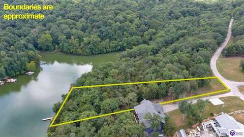 20 Doe Valley Parkway, Brandenburg, KY 40108