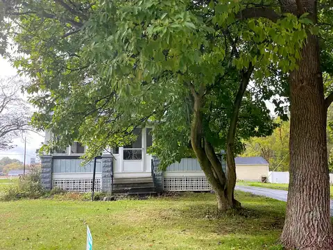 Hallock Young, WARREN, OH 44481