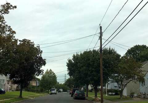 1St, PORT READING, NJ 07064