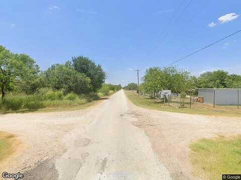 Avenue O, Christine, TX 78012