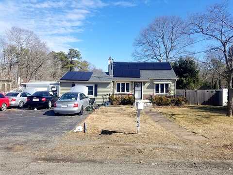 Forrest, SHIRLEY, NY 11967