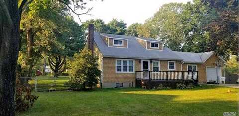 Willow, CENTRAL ISLIP, NY 11722