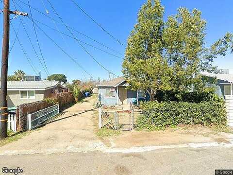 Adella St, Bryn Mawr, CA 92318