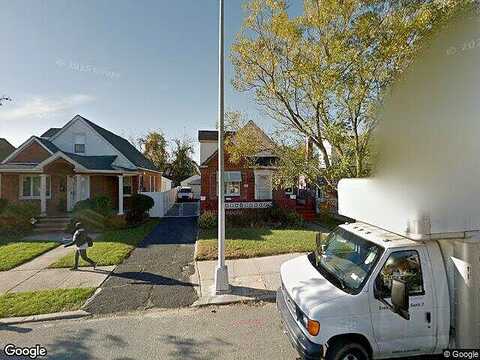 235Th, CAMBRIA HEIGHTS, NY 11411
