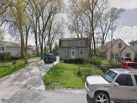 Pineview, ROUND LAKE PARK, IL 60073