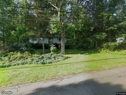 Rocky Rest, SHELTON, CT 06484