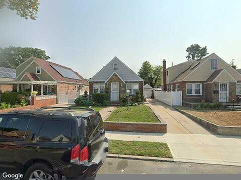 231St, LAURELTON, NY 11413