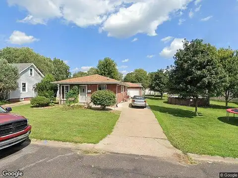 8Th, PEKIN, IL 61554