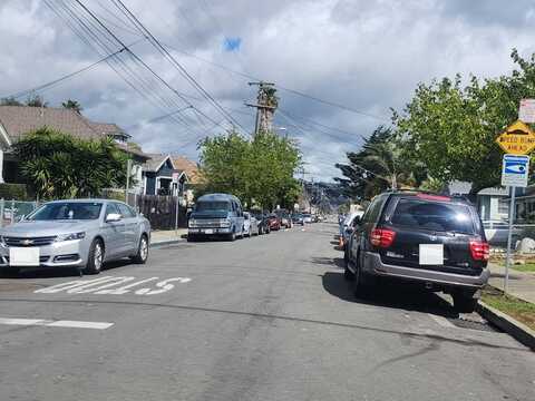 89Th, OAKLAND, CA 94621