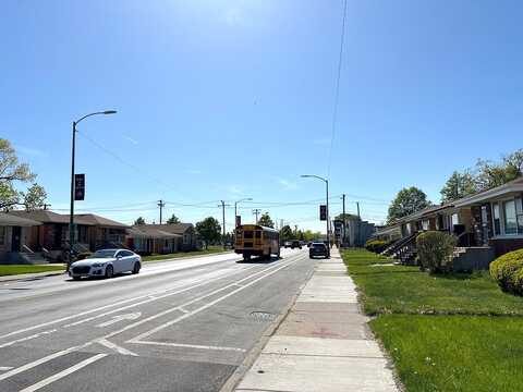 83Rd, CHICAGO, IL 60620