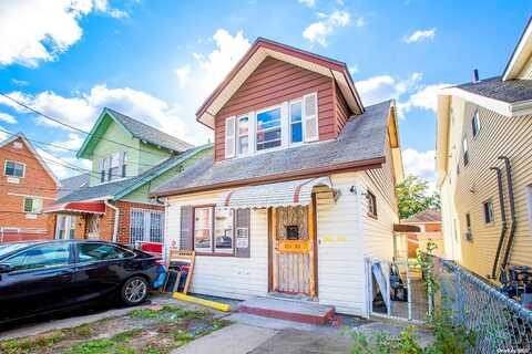 Barclay, FLUSHING, NY 11355