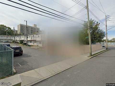 Betty, STATEN ISLAND, NY 10303