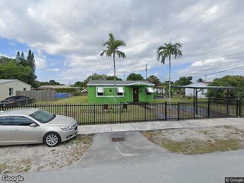 18Th, OPA LOCKA, FL 33054