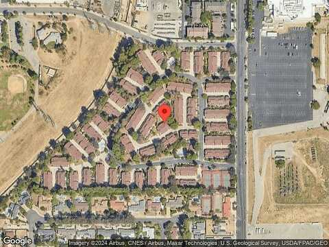 Andrea, NORTHRIDGE, CA 91325