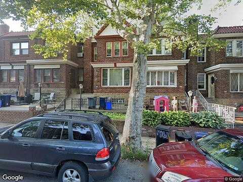 Ashley, PHILADELPHIA, PA 19138