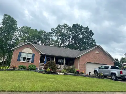 Brittani, CANAL FULTON, OH 44614
