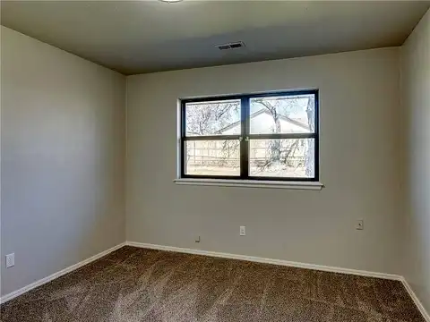 21St, MOORE, OK 73160
