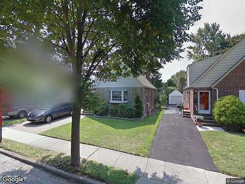 Roselle, MINEOLA, NY 11501